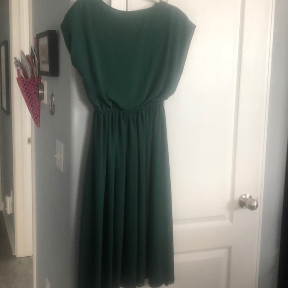 ✨NWT✨ VINTAGE Lined Green Midi Dress + Neck Detail - Picture 5 of 7